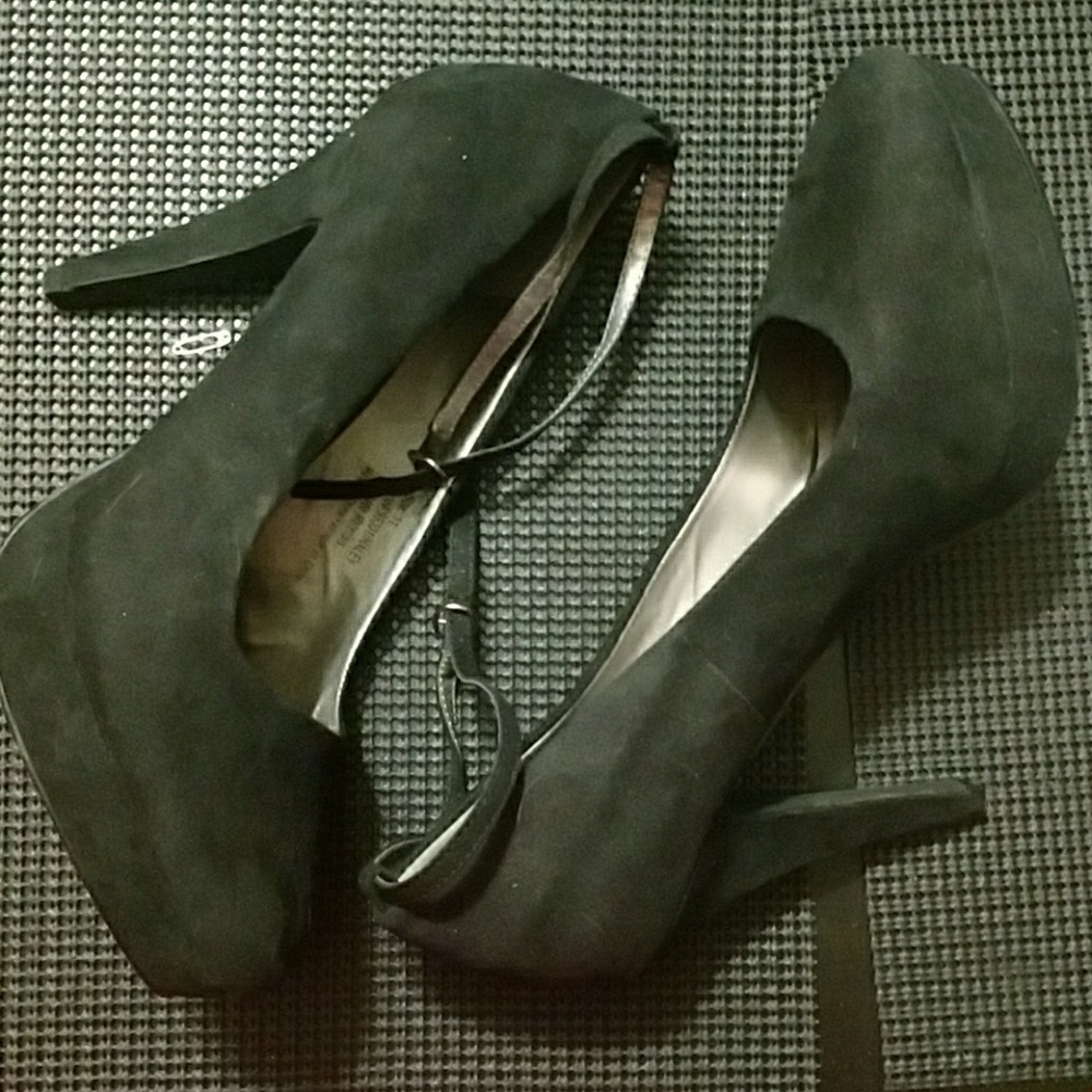 Maurices Suede Pumps